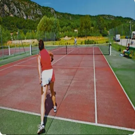 캡슐호텔 La Roulotte Du Verdon *